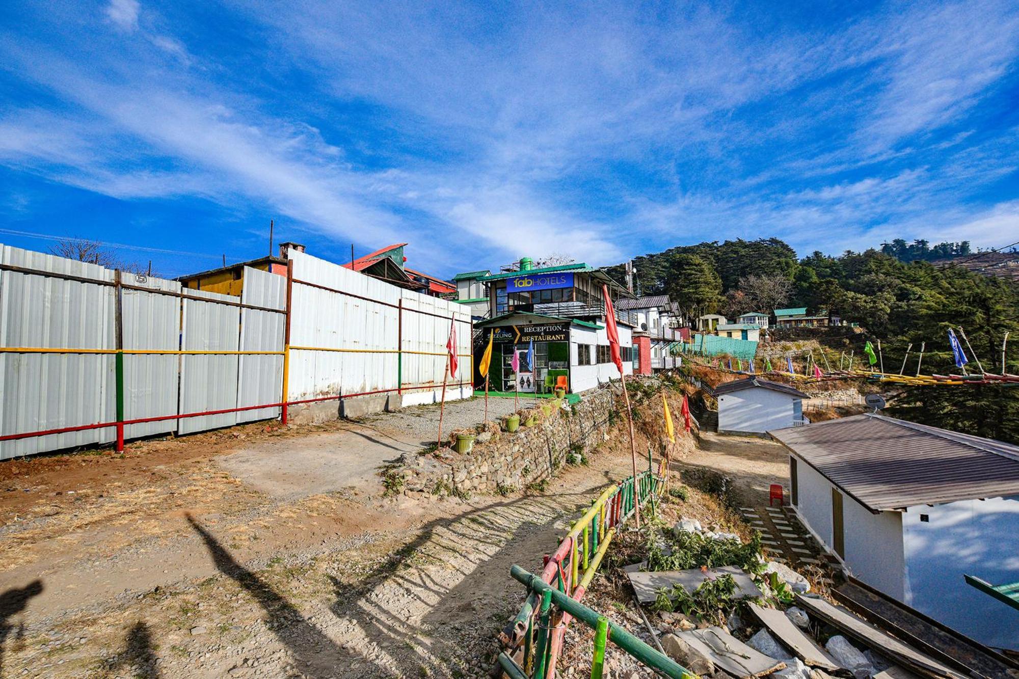 Fabhotel Sizzling Resort & Adventure Dhanaulti Exterior photo